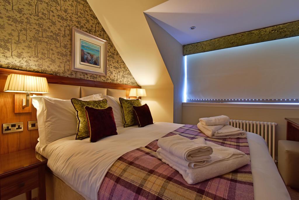 The Townhouse Aberfeldy - Rooms & Breakfast Esterno foto